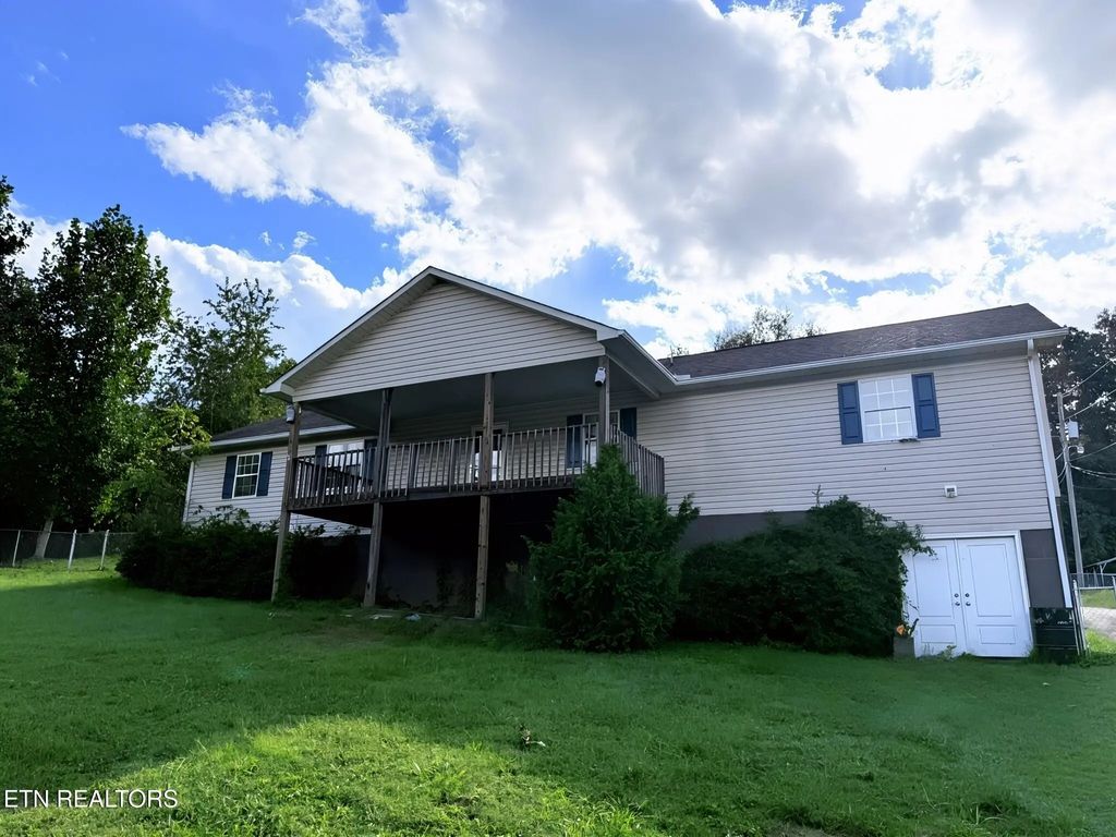 272 Cowan Lane, LaFollette
