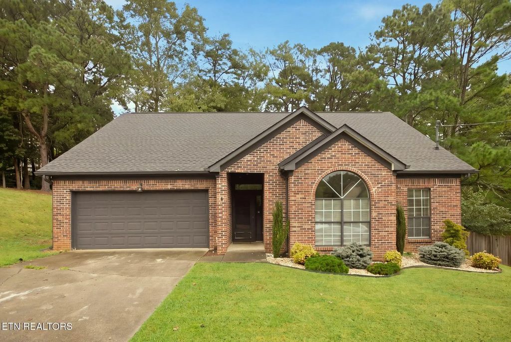 724 Shady Springs Lane, Knoxville