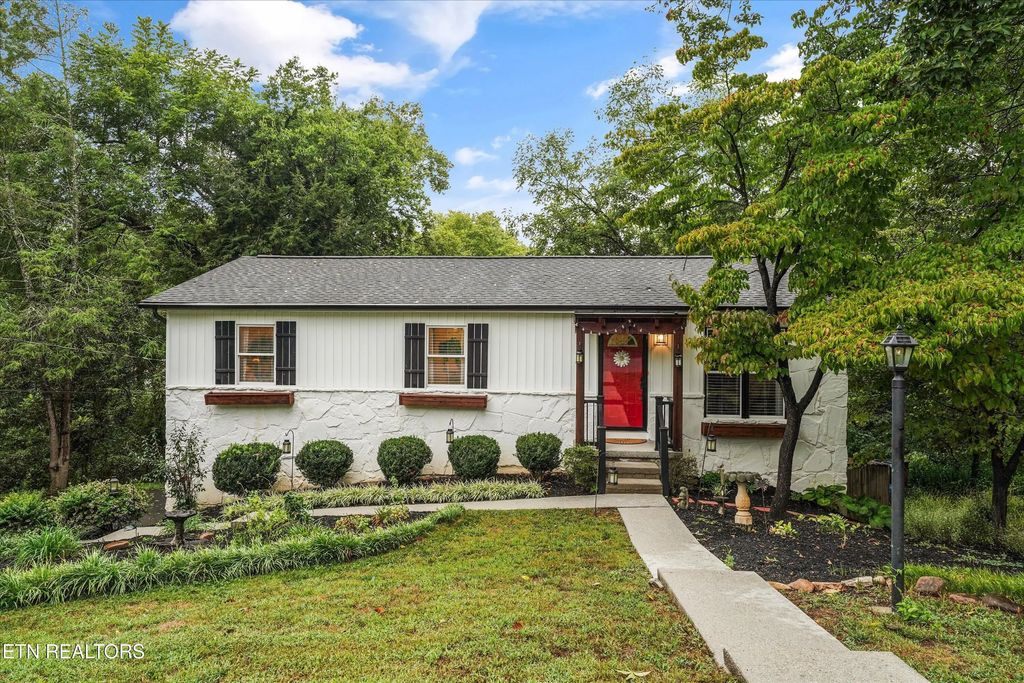 915 Danville Circle, Knoxville