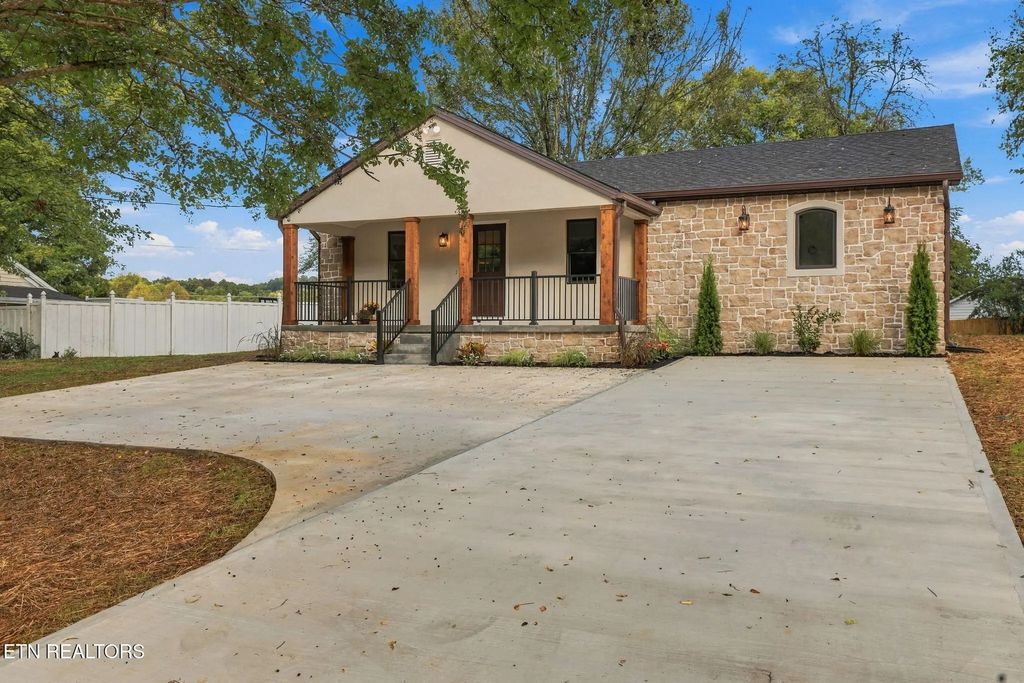 605 Kimberlin Heights Rd, Knoxville