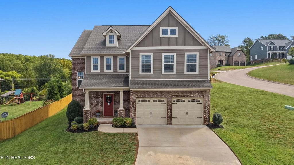 2742 Tallgrass Lane, Knoxville