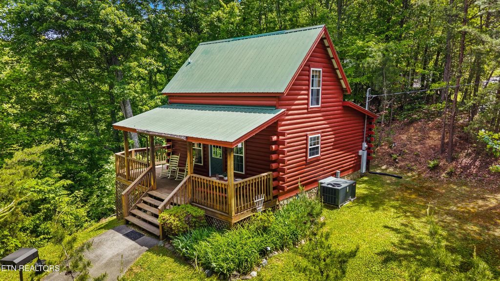 1830 Cherry View Lane, Pigeon Forge