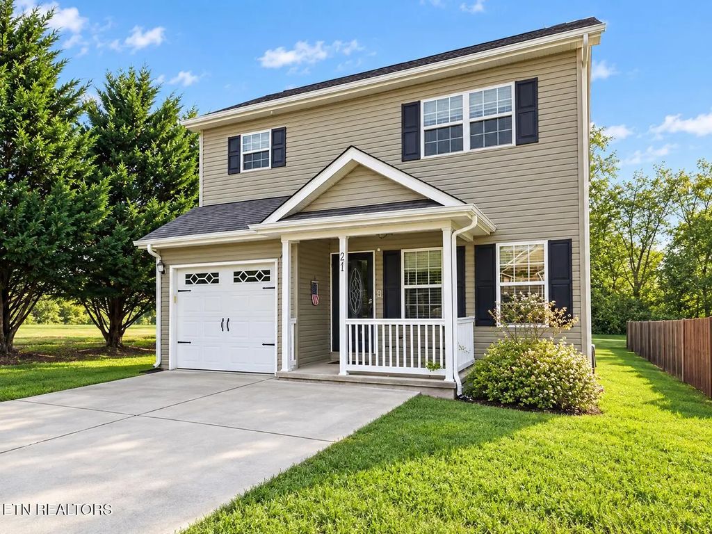 201 Heritage Crossing Drive, Maryville