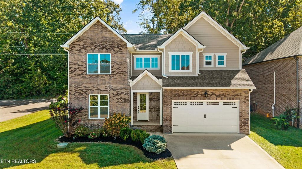 8504 Flowering Peach Lane, Knoxville