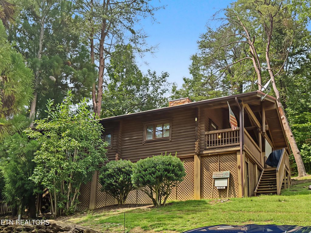 165 N Smoky Mountain Way, Sevierville