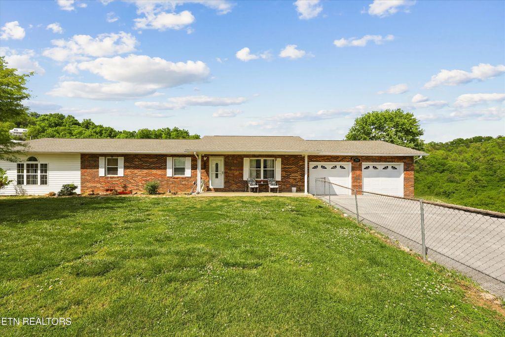354 Apple Valley Rd, Sevierville