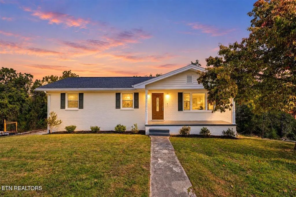 234 College Park Rd, LaFollette