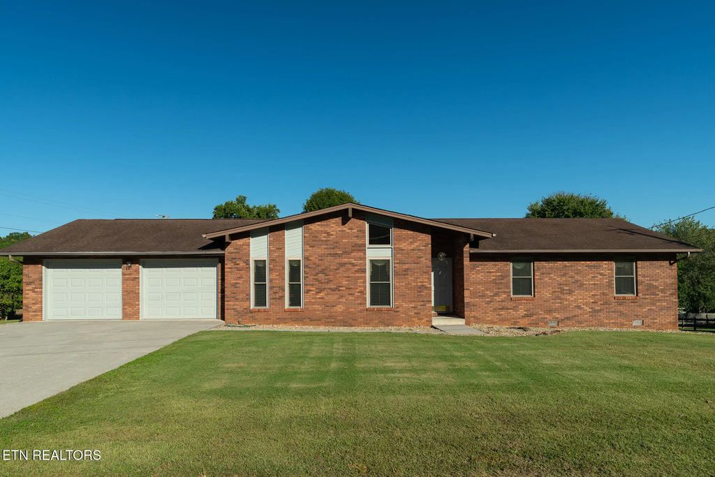 203 Kathryn Drive, Seymour