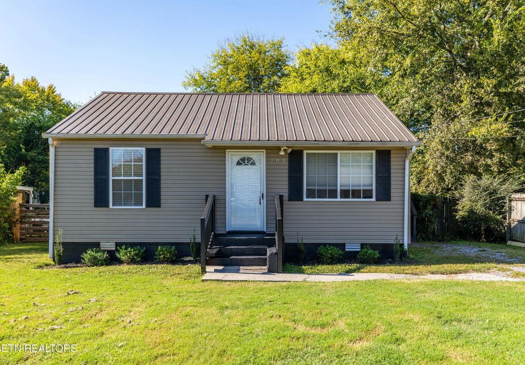 203 Coleman St, Maryville