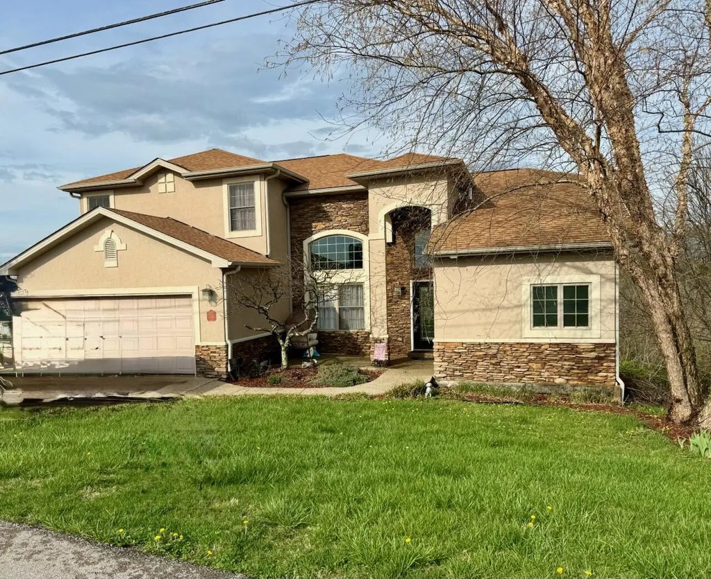 201 Lakeland Drive, Harrodsburg