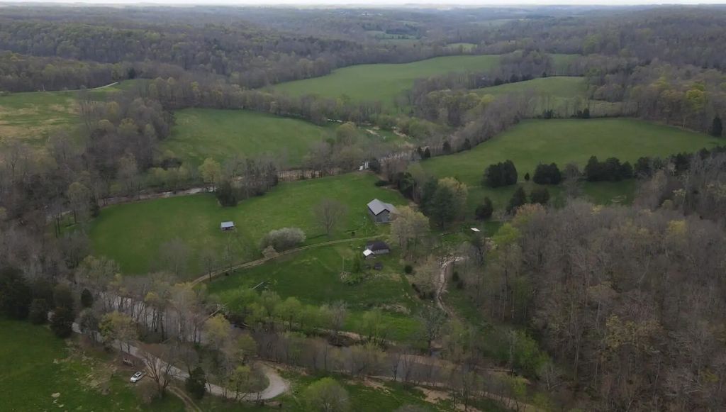 667 Troutstream Road, Dunnville