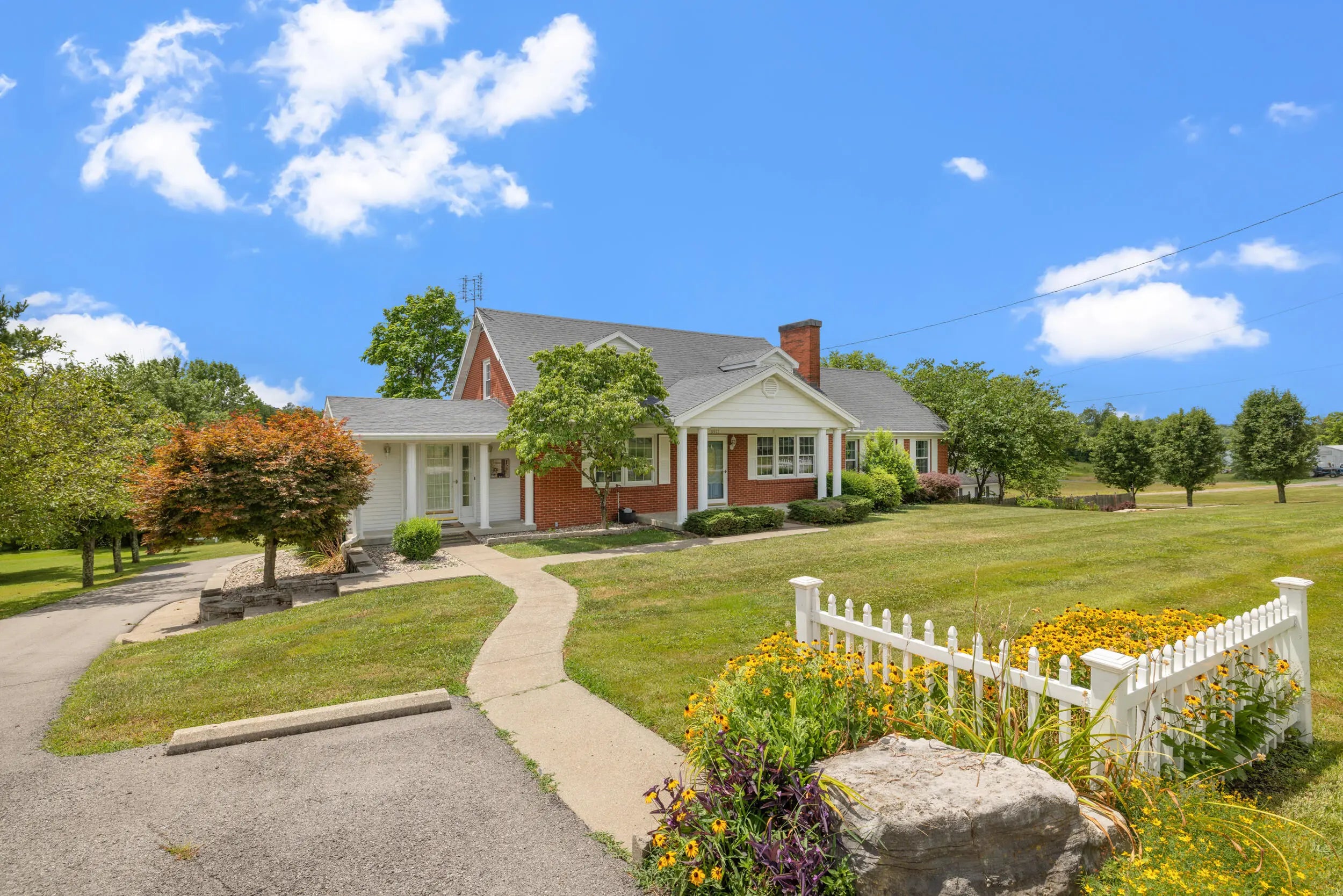 Photo of Listing #25015728