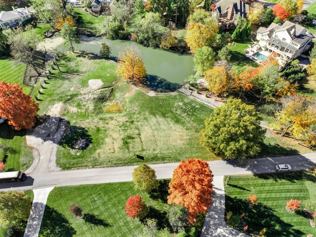 1742-1730 Lakewood Lane, Lexington