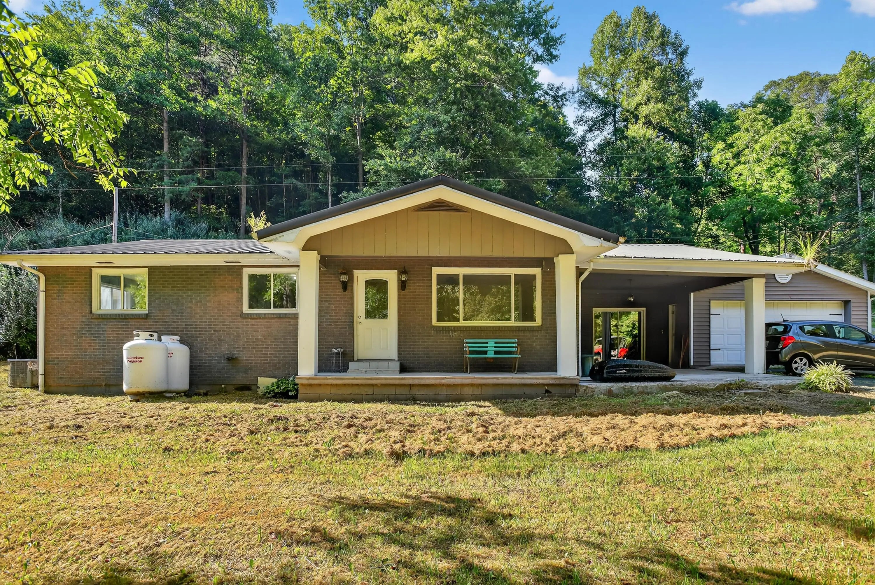 Photo of Listing #25019252