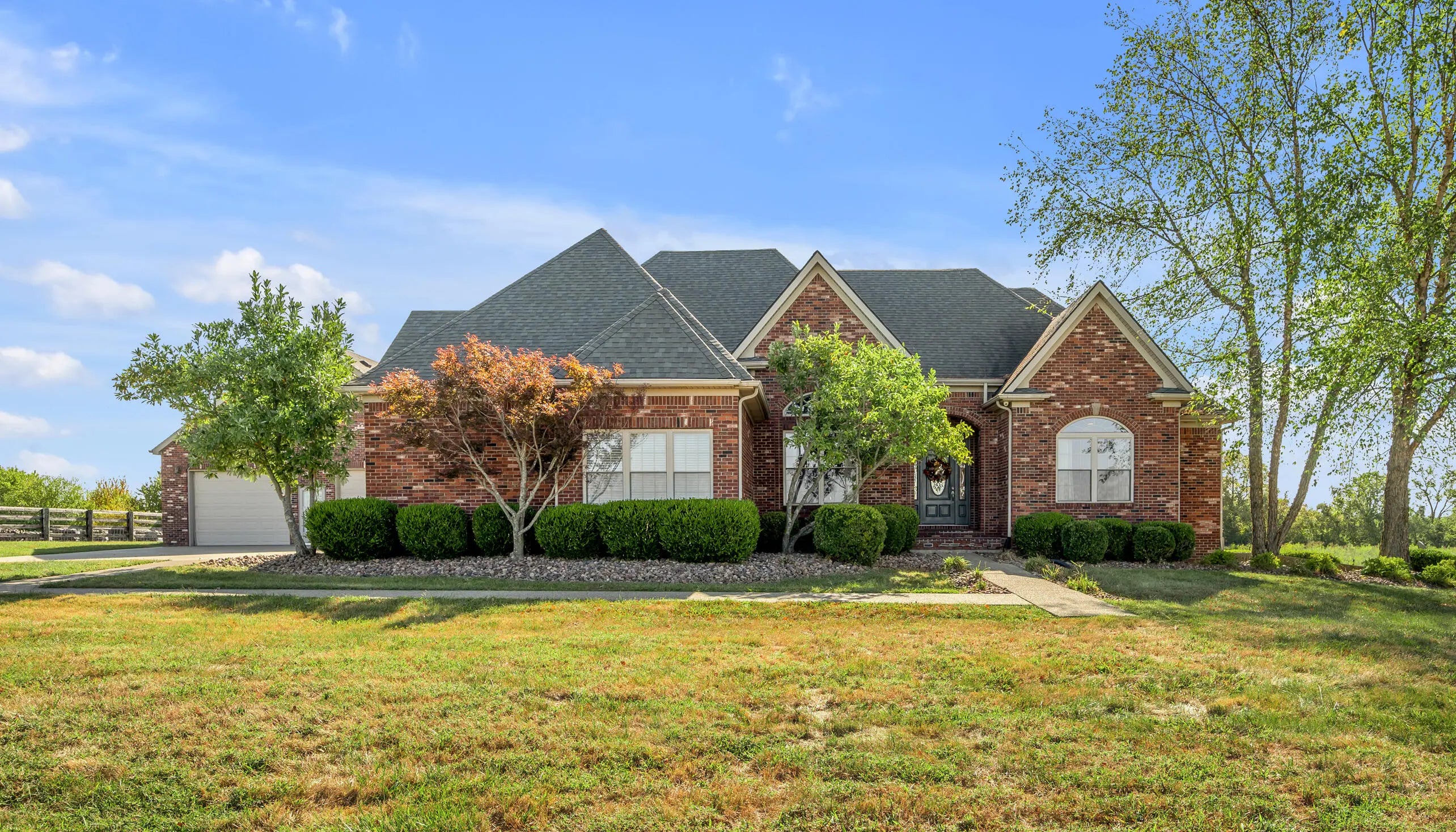 Photo of Listing #25500860