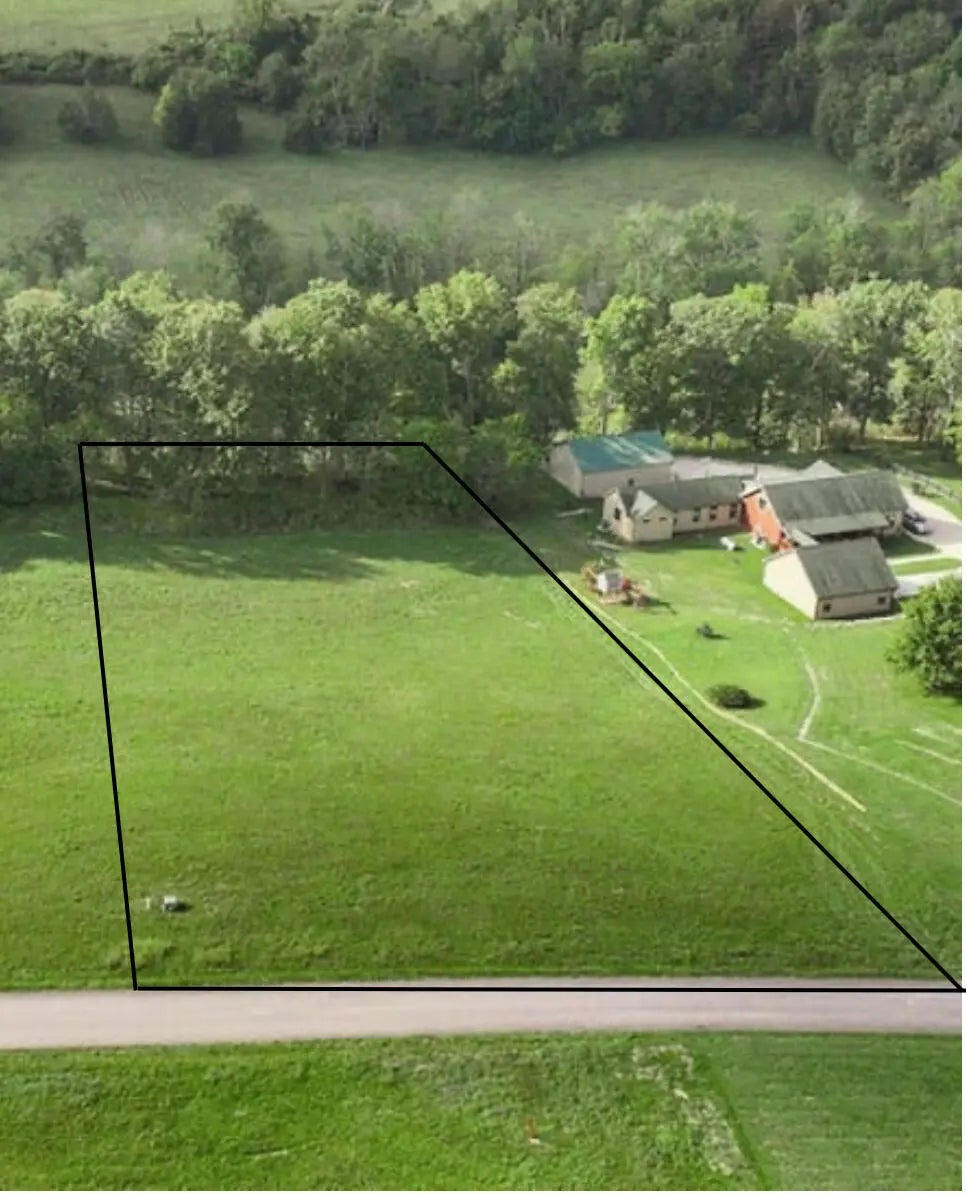 150 Lakeside Drive, Lancaster