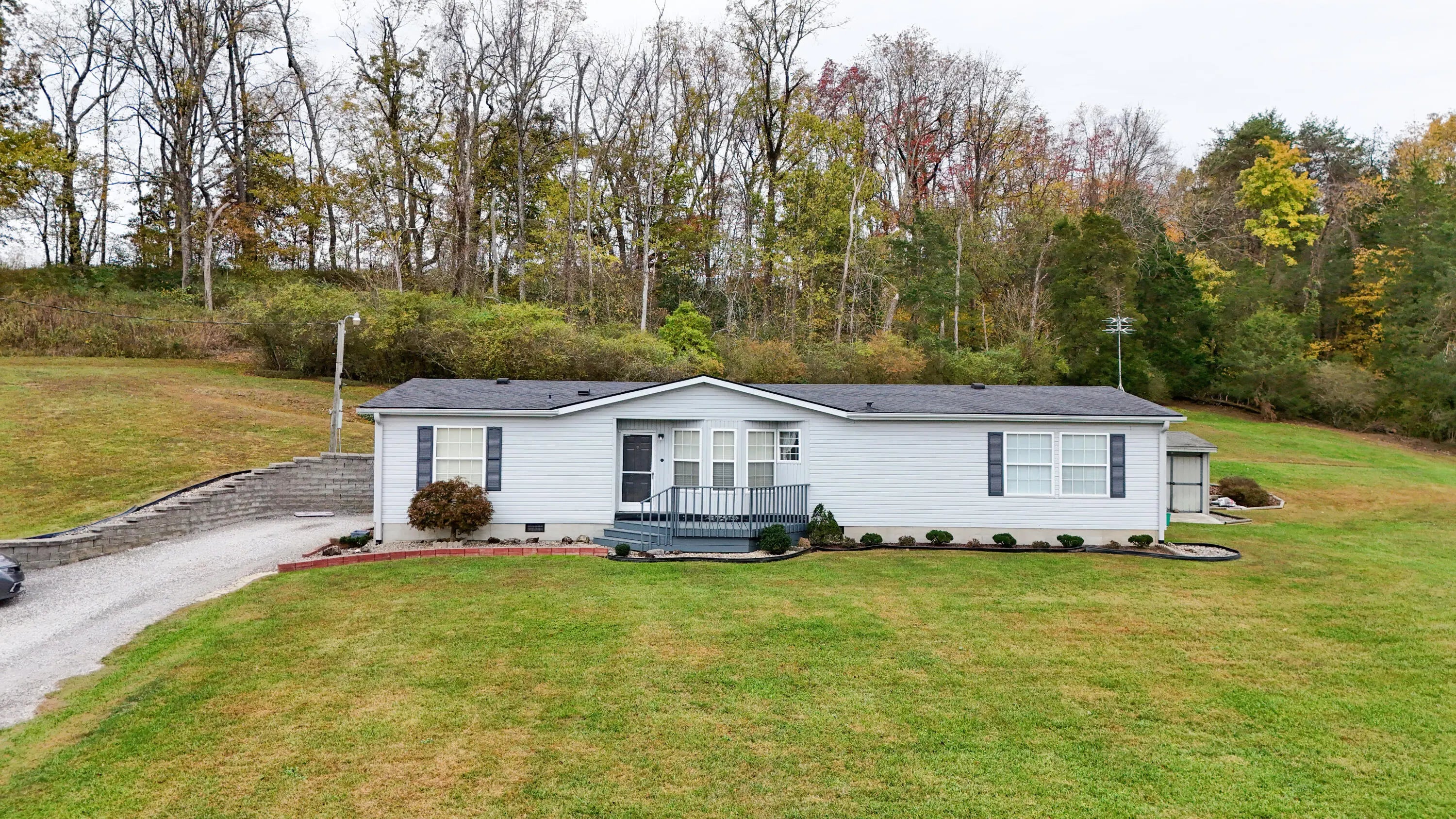 Photo of Listing #25504875