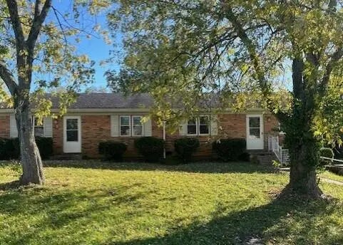 104-106 E Jefferson Avenue, Danville