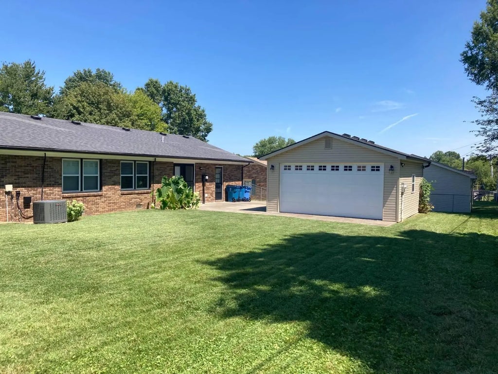 636 Cloverdale Drive, Danville