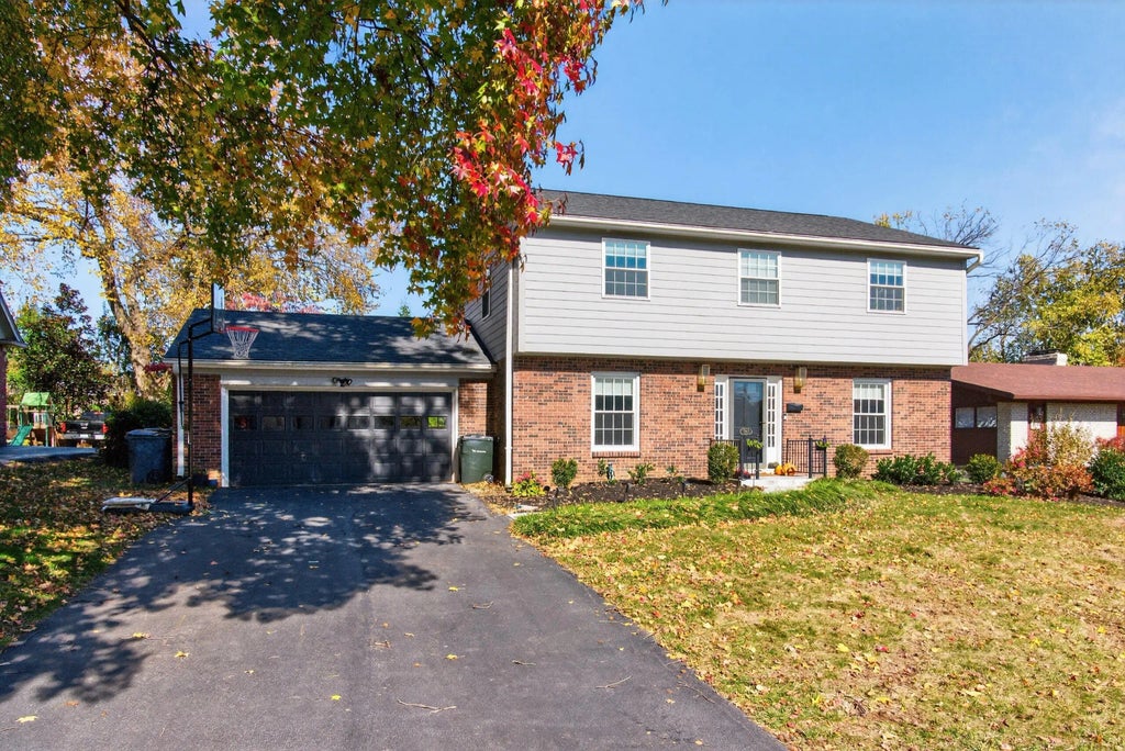 781 Glendover Road, Lexington
