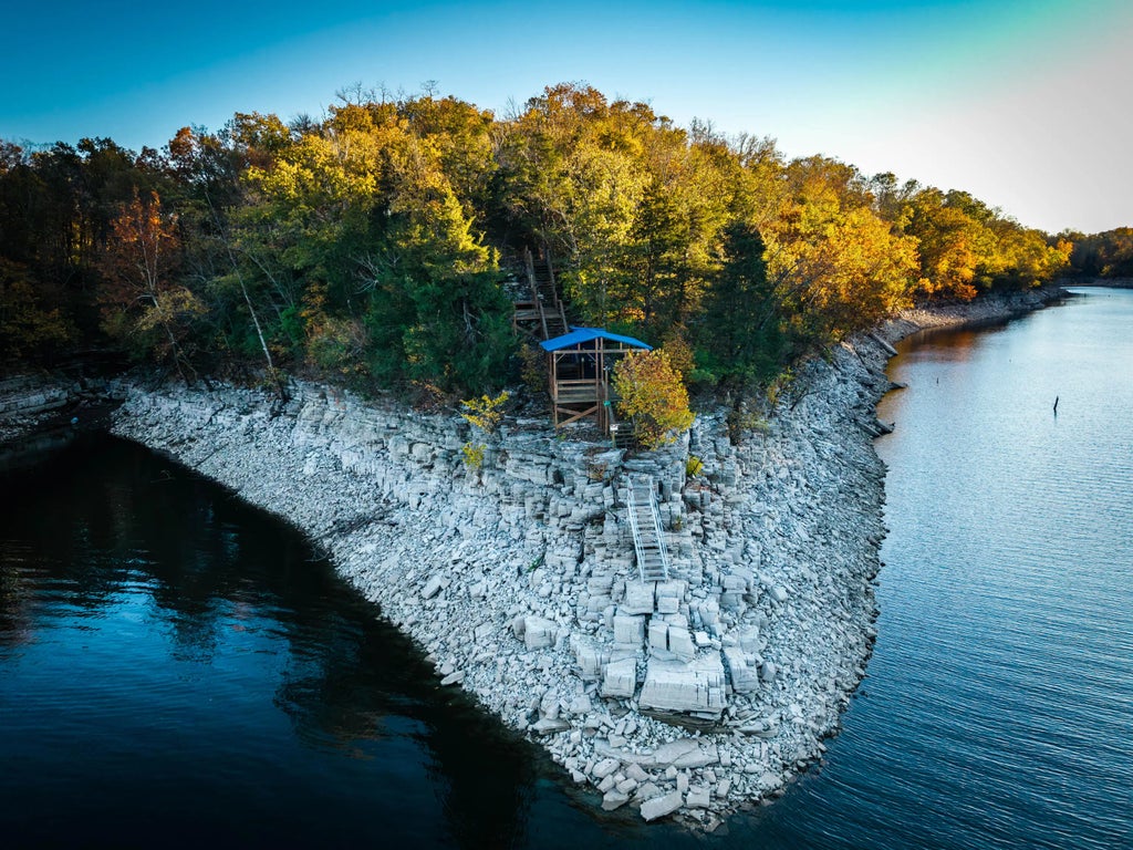 345 Tibbs Lane, Danville