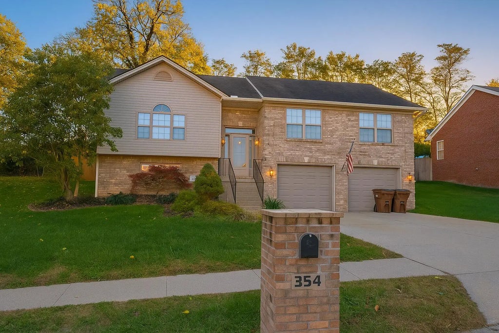 354 Reynolds Drive, Richmond