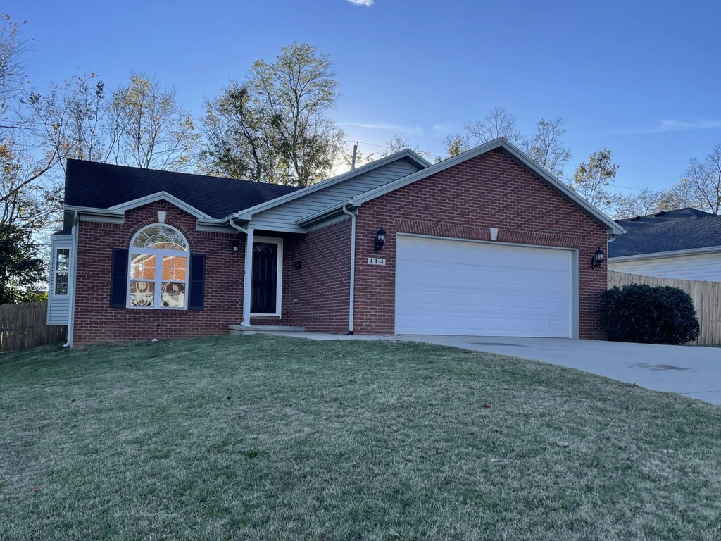 114 Turnberry Drive, Frankfort