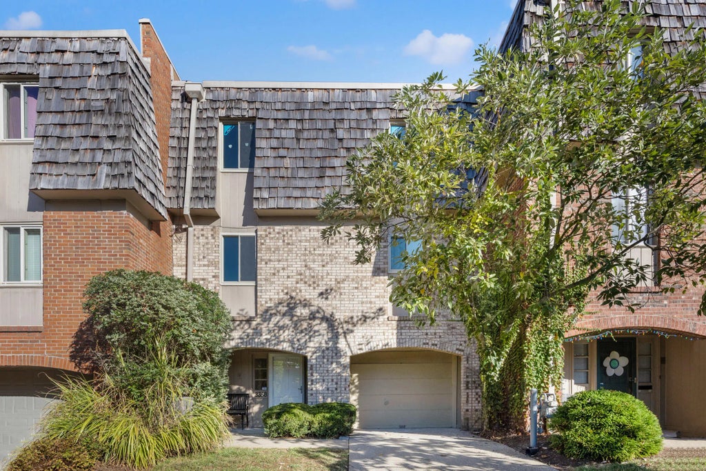 3368 Montavesta Road, Lexington