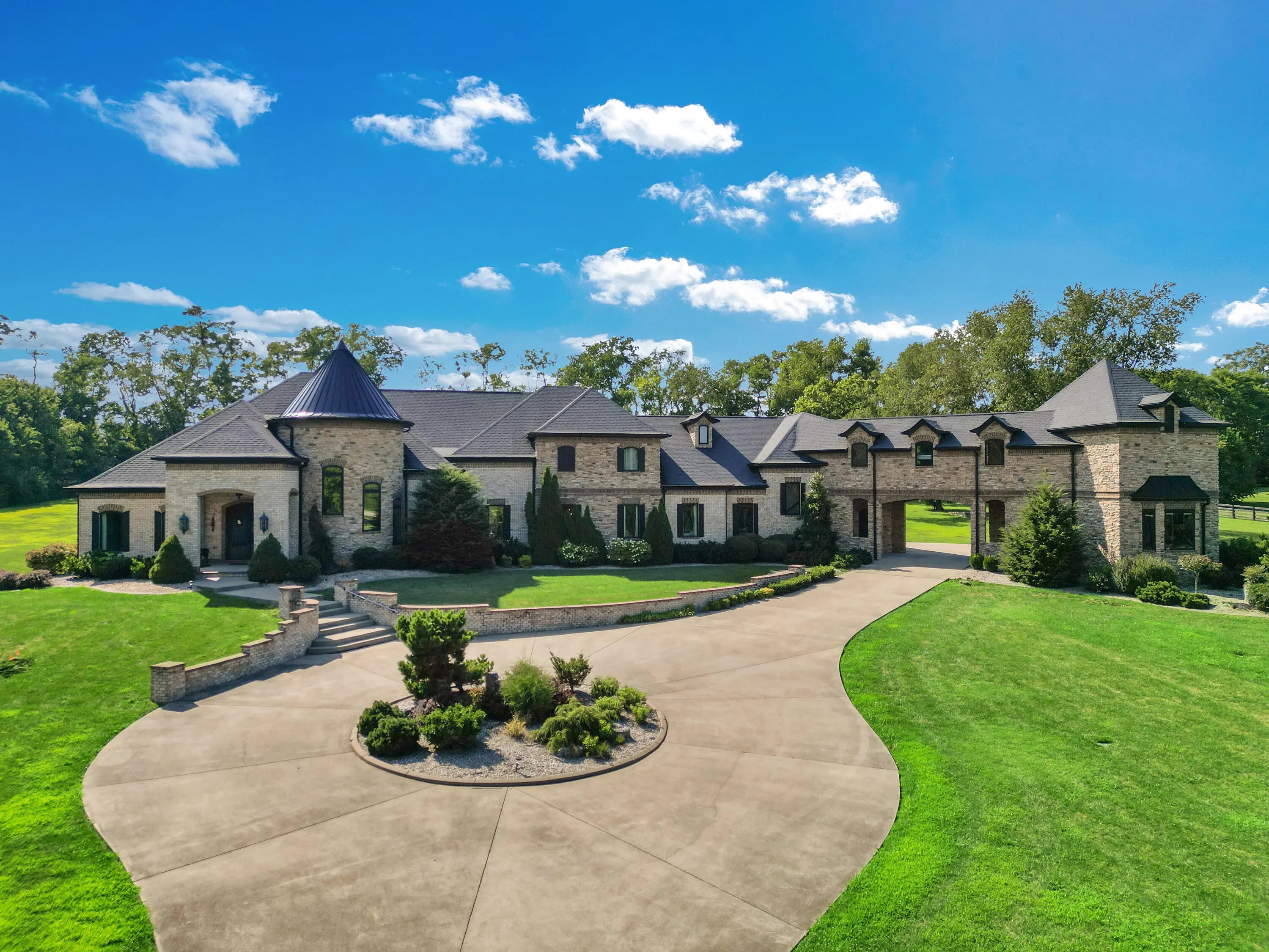 Photo of Listing #25506210