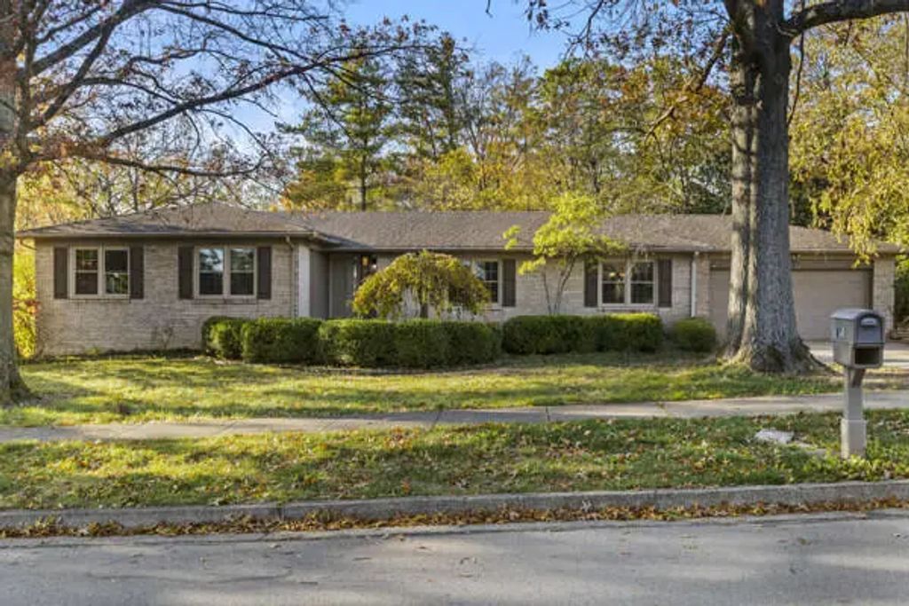 3671 Walden Drive, Lexington