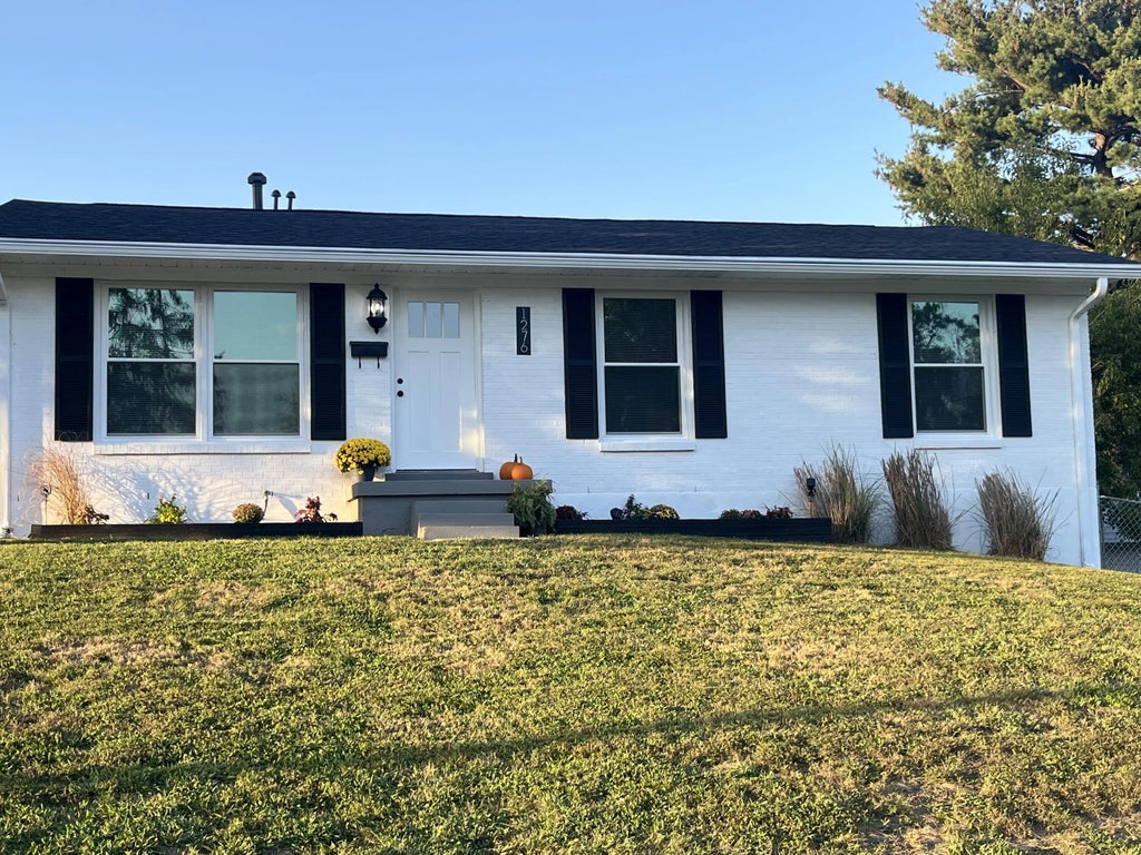 1276 Nice Drive, Lexington