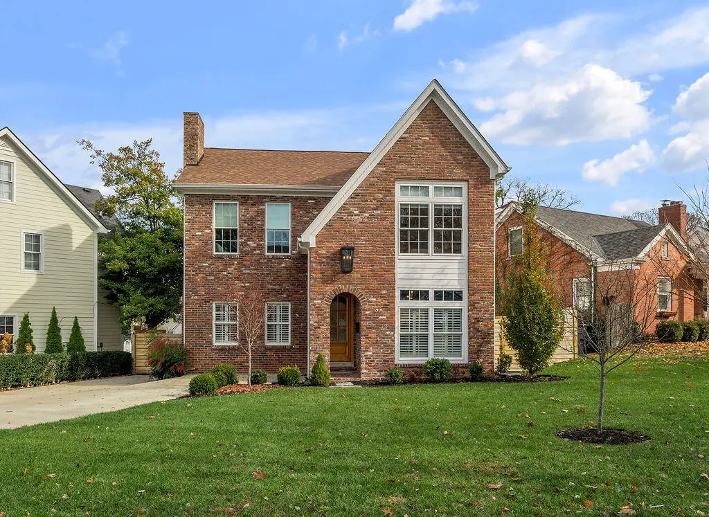 373 Cochran Road, Lexington