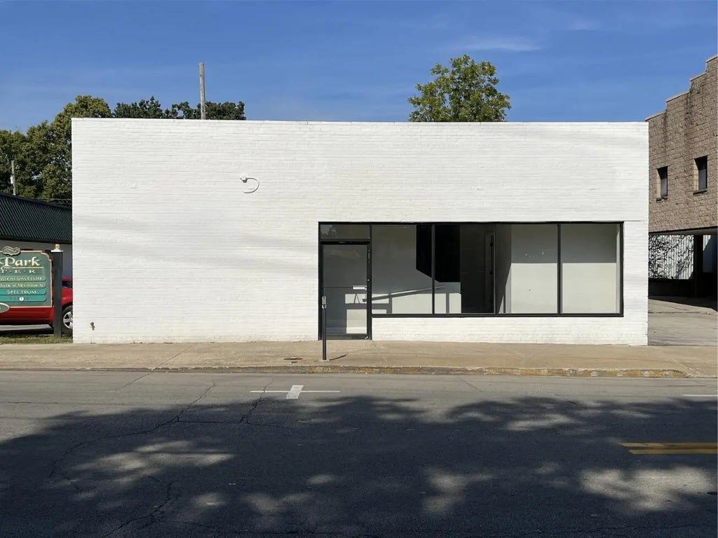 116 S Maple Street, Winchester