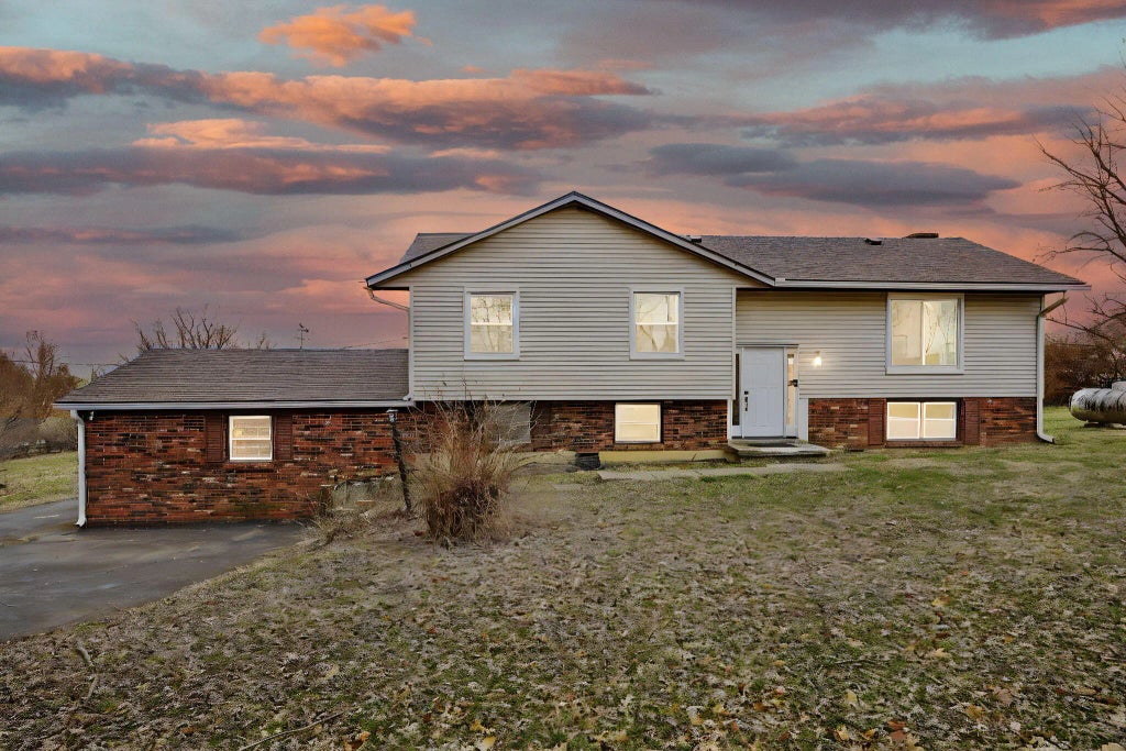 2355 Carrick Road, Lexington