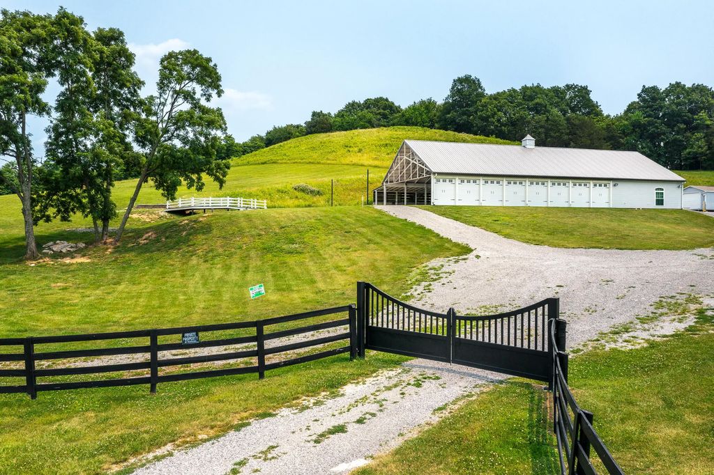 54 Burdette Knob Road, Lancaster