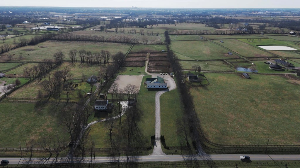 2152 Iron Works Pike, Lexington