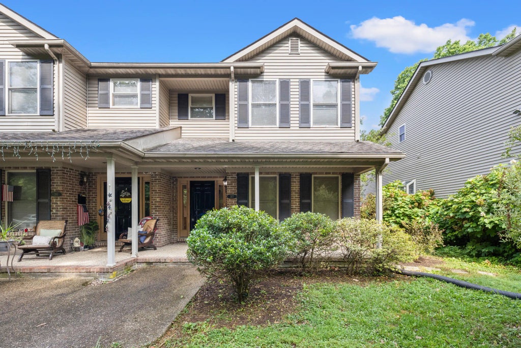 377 Church Street, Versailles