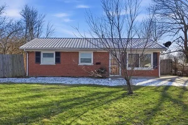 224 Newcastle Court, Lexington
