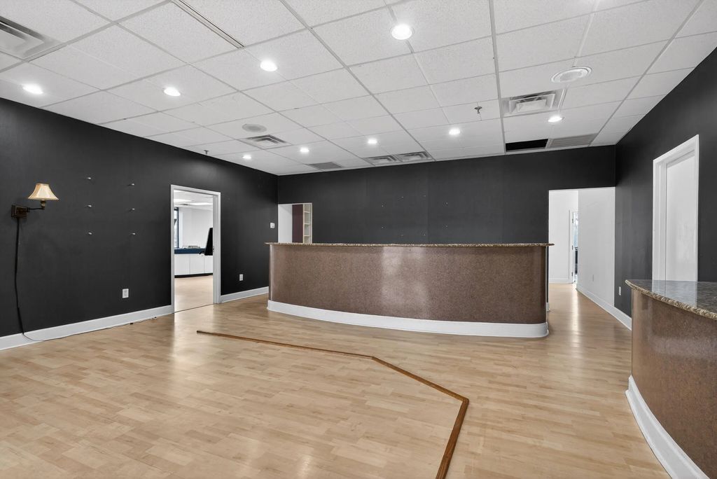 860 Corporate Drive 201, Lexington