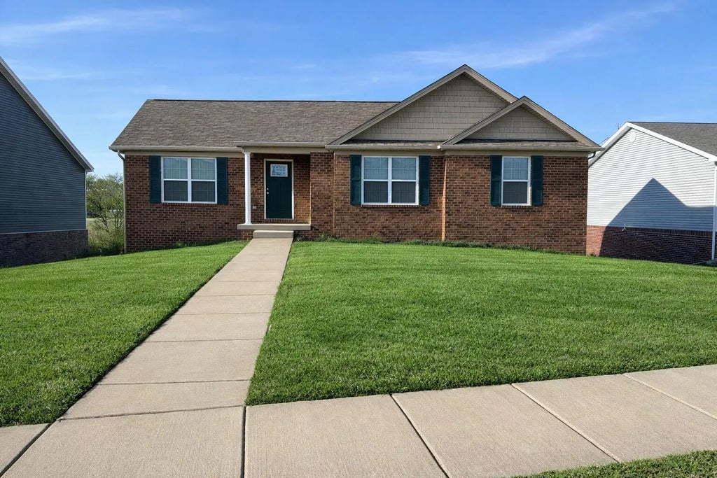 220 Oak Ridge Drive, Frankfort