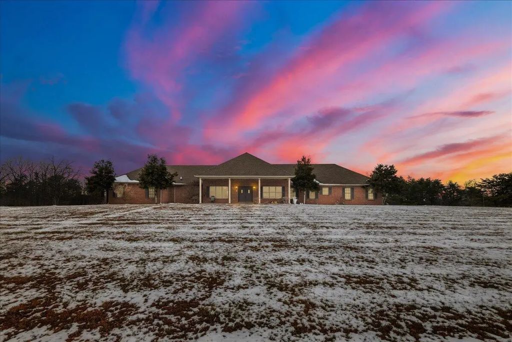 9256 Cumberland Falls Highway, Corbin