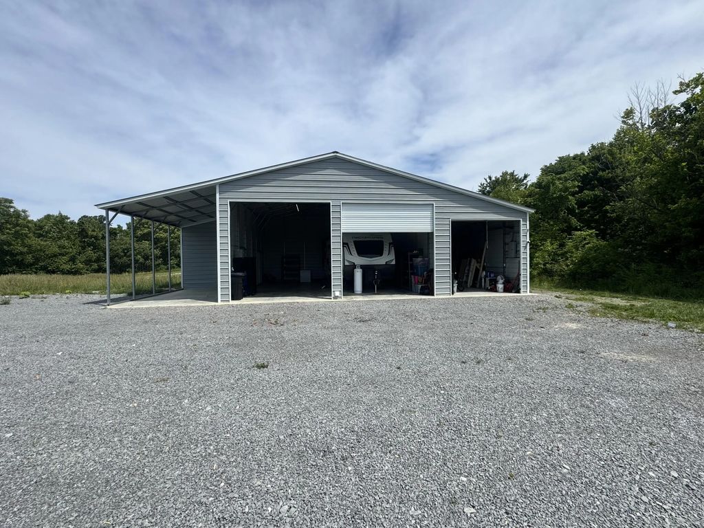 343 Sandlick Road, Columbia