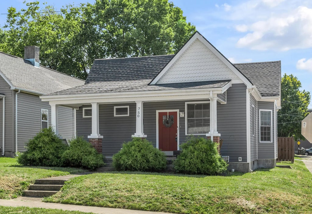 750 Maple Avenue, Lexington