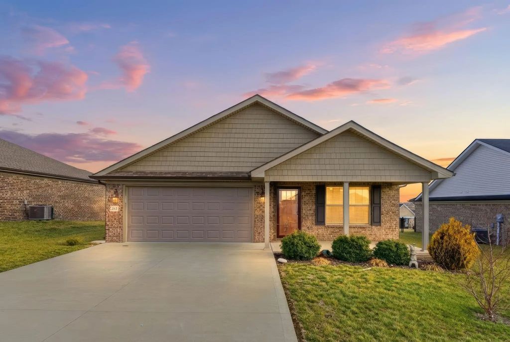 263 Windward Way, Richmond