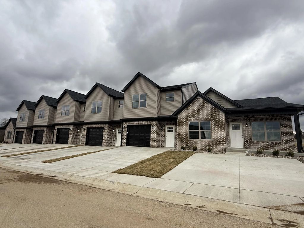 844 Ridgewood Drive 1-2-3-4-5-6-7, Berea