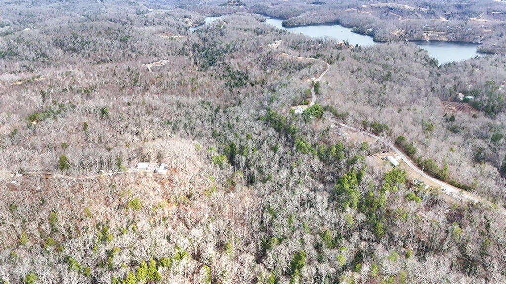 999 Jervis Rd, London