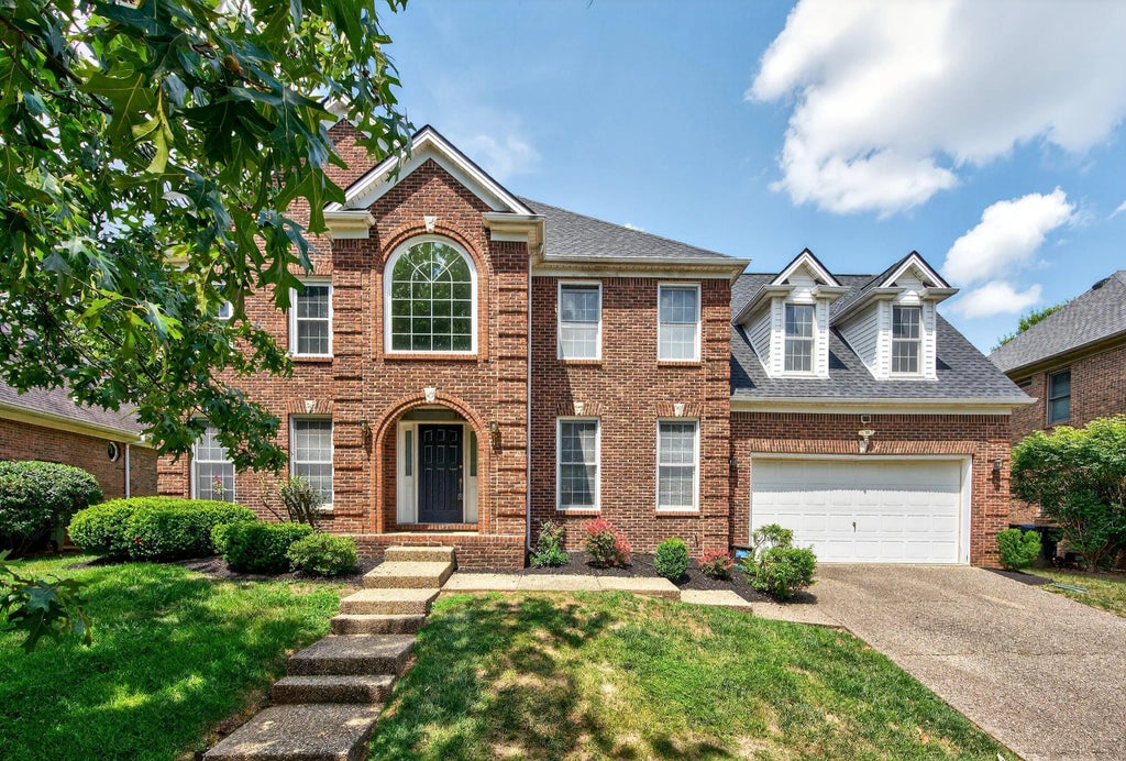 3005 Old Field Way, Lexington