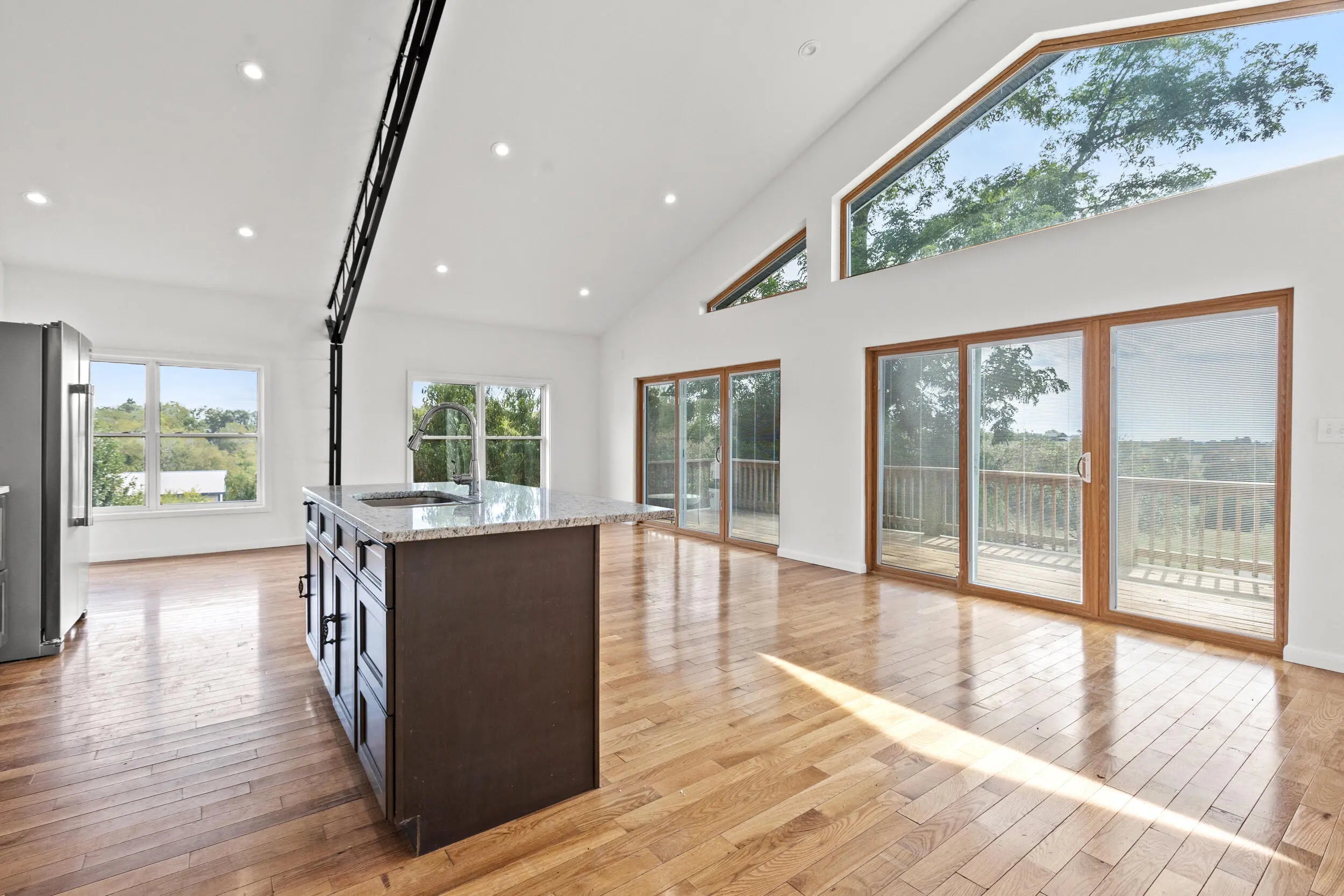 Photo of Listing #26003668