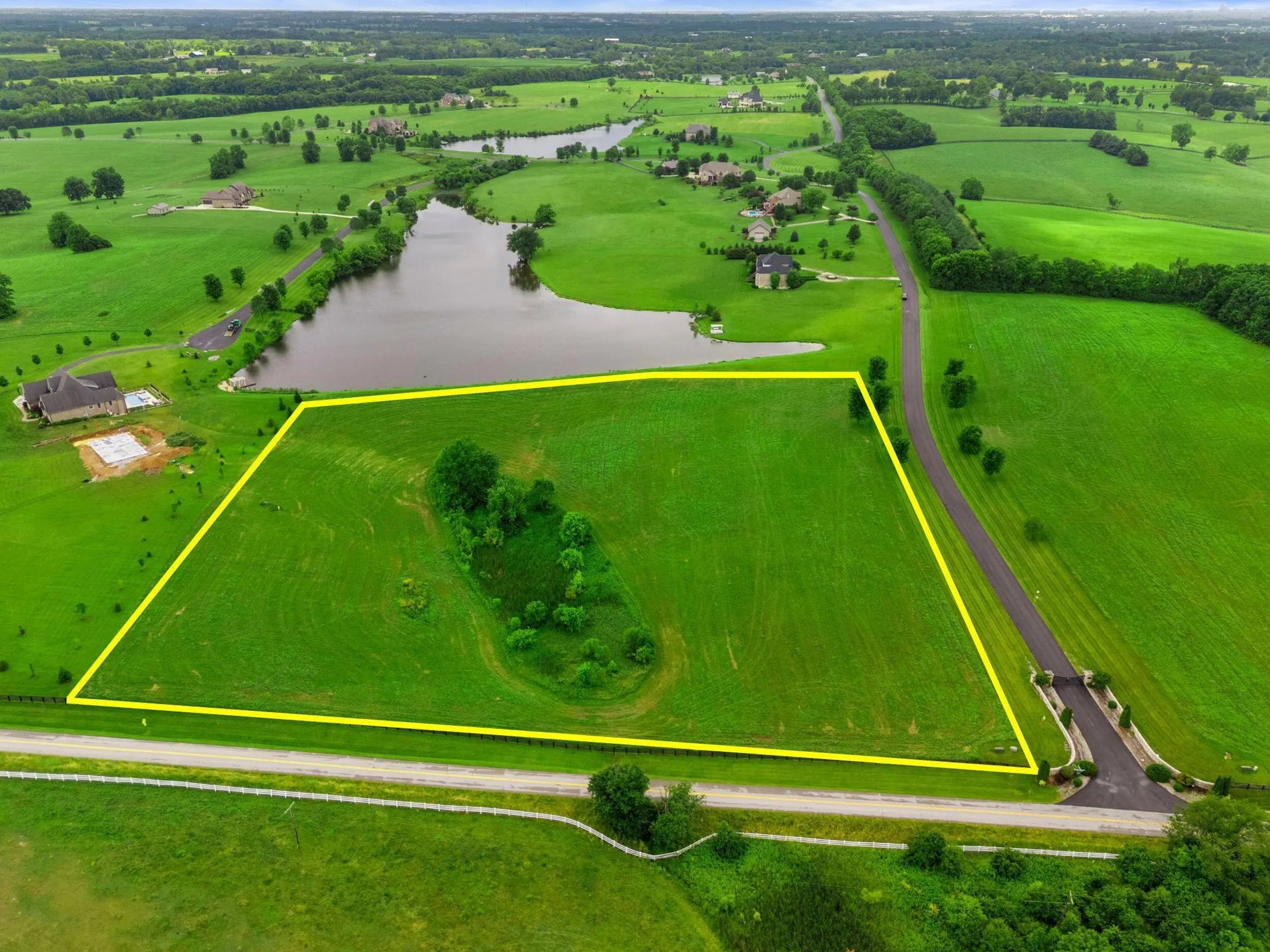 Photo of Listing #26004044