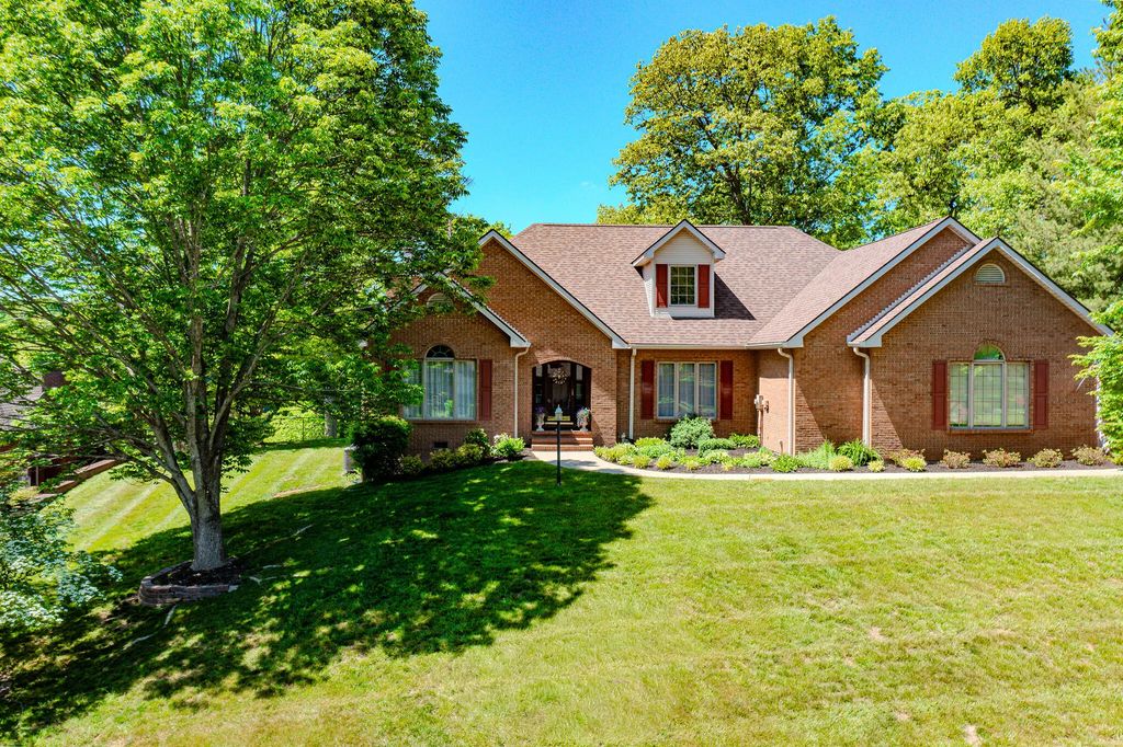 512 Water Cliff Drive, Somerset
